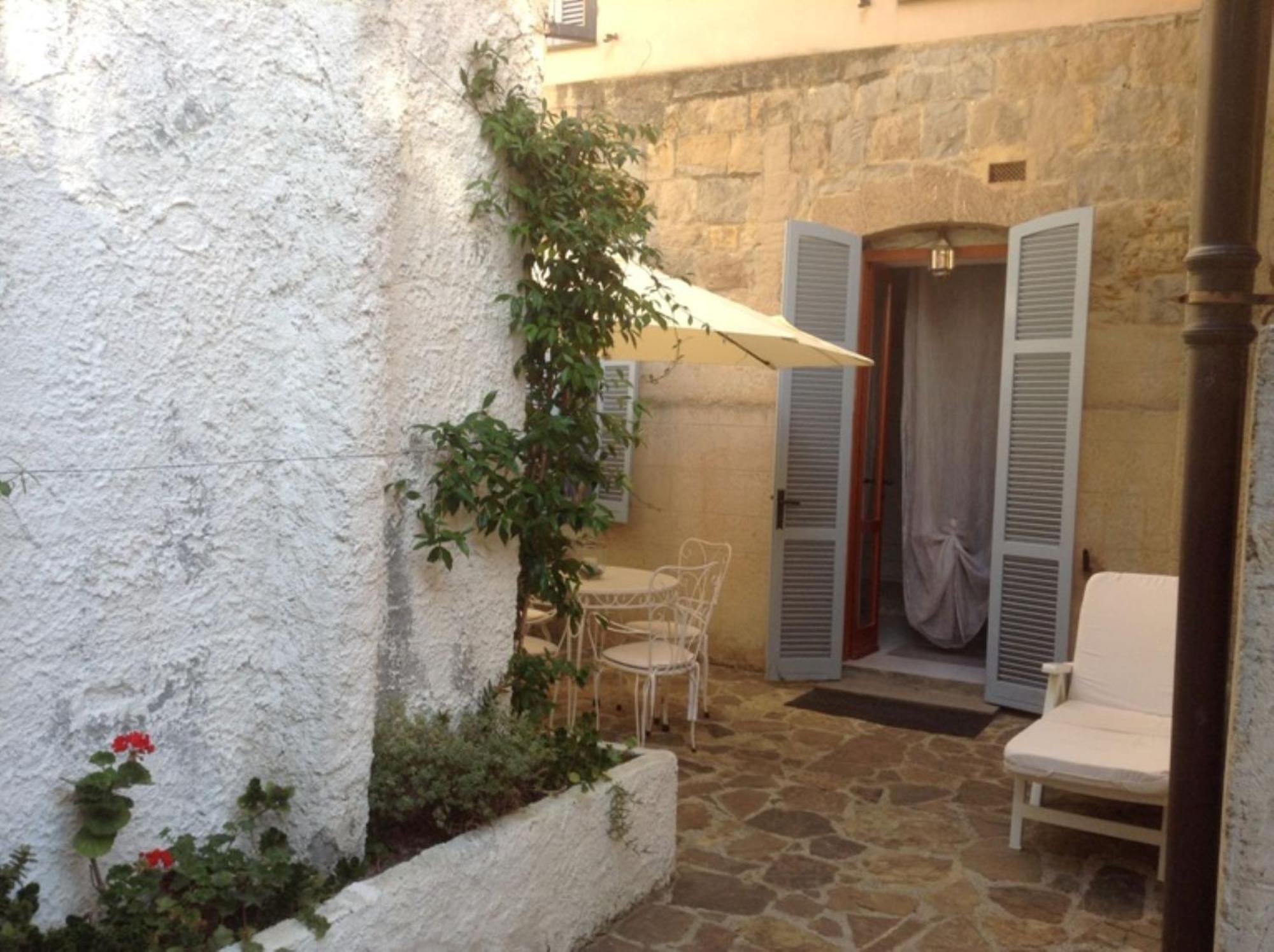 Castello Selva Dolce * Bordighera